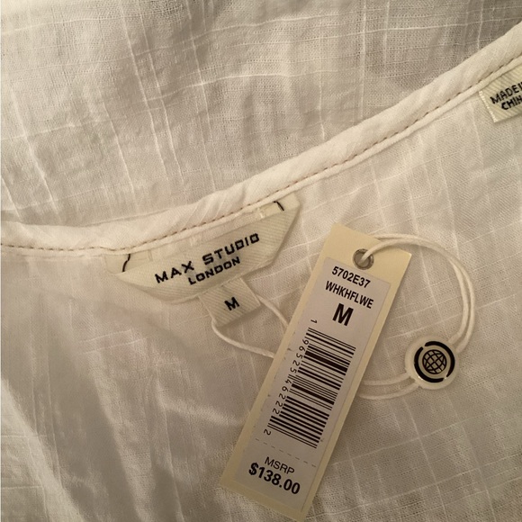 Max Studio Fancy Top - Picture 4 of 4